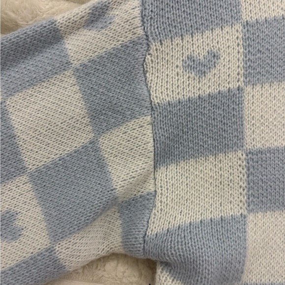 Sanrio Blue and White Checkered Cardigan Cinamonroll - Picture 7 of 8